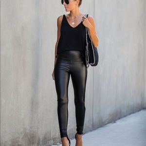 Wilfred free leather leggings